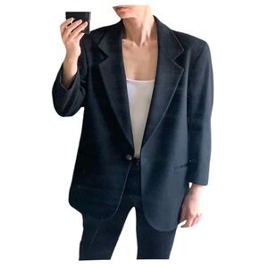 Vintage Black Wool Blazer by L.L.Bean, Petite Size: 6P. Oversized fit.